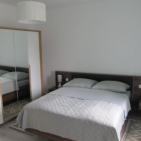 Appartment Ipsum Лёбау Экстерьер фото