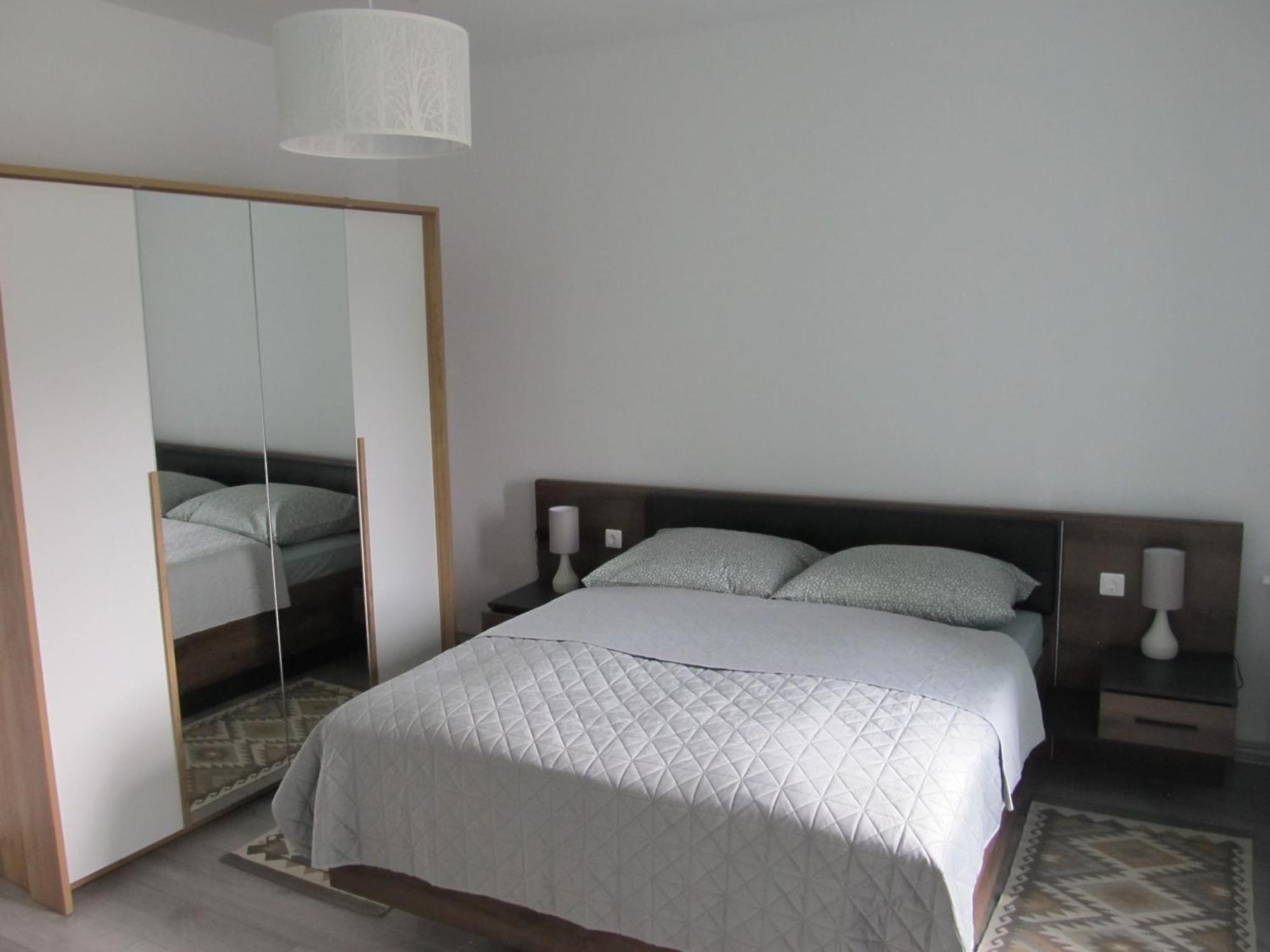 Appartment Ipsum Лёбау Экстерьер фото